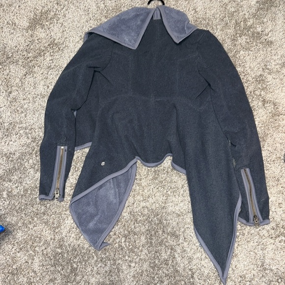 Lululemon Presence Of Mind Jacket Fossil Size 2 - Picture 9 of 13